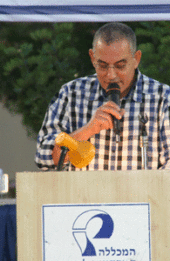 תמונת אדם נואם